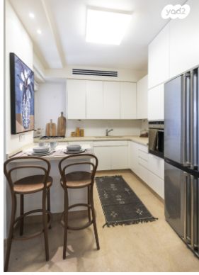 דירה, מרדכי צבי מנה, טלביה, קוממיות, ירושלים