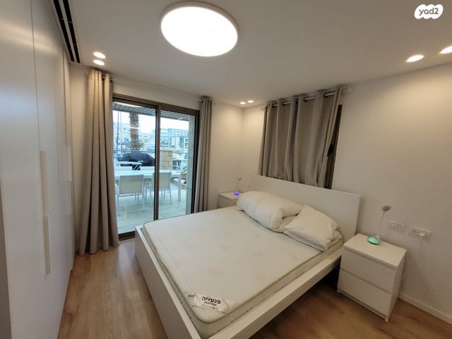 סאבלט, מרינה, הרצליה