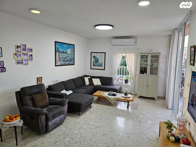 גג/ פנטהאוז, יום הכיפורים, קרית שרת מערב, חולון