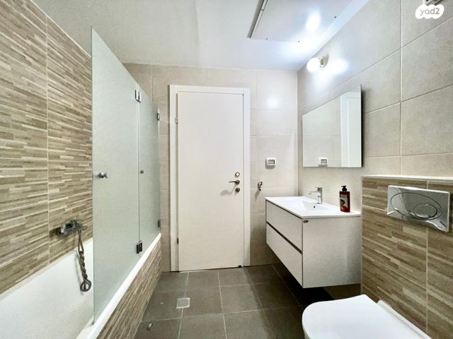 דירה, נחל בניאס 6, אגמים, נתניה