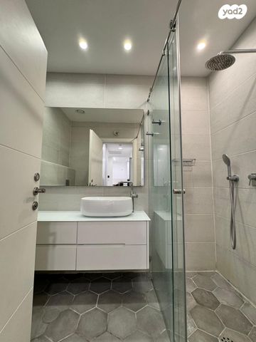 דירה, יהודה הלוי 72, לב תל אביב, לב העיר צפון, תל אביב יפו