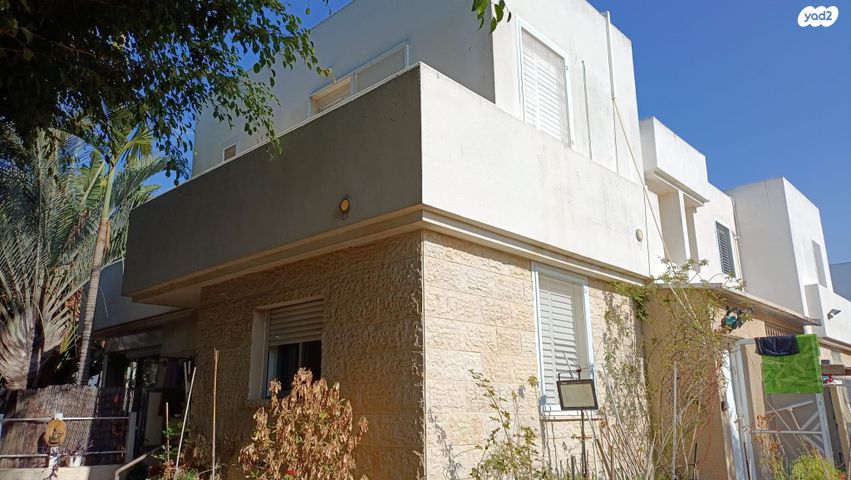 דו משפחתי, דולב, הצמרות, קיסריה