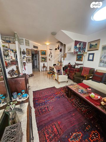 גג/ פנטהאוז, קרן קיימת לישראל, הל"ה, גבעתיים