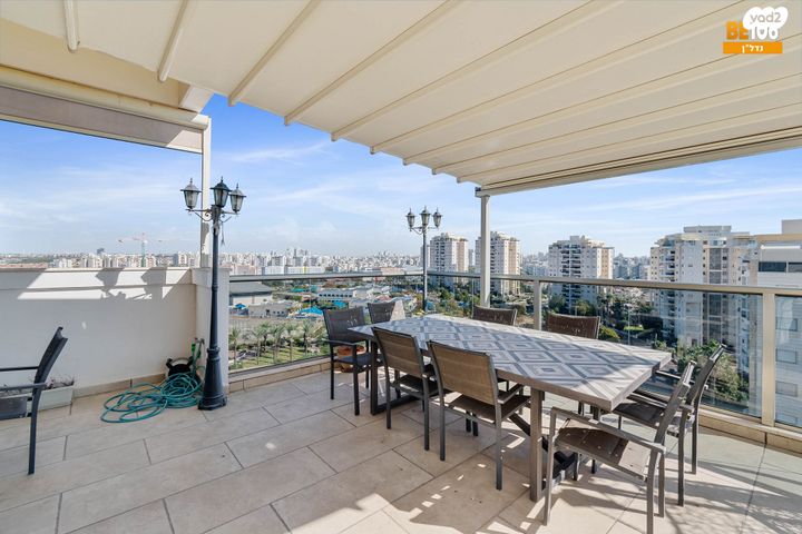 גג/ פנטהאוז, קרית חתני פרס נובל, ראשון לציון