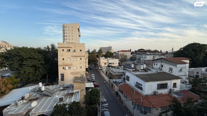 אברהם שפירא 