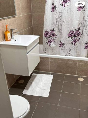 דירה, אור עקיבא