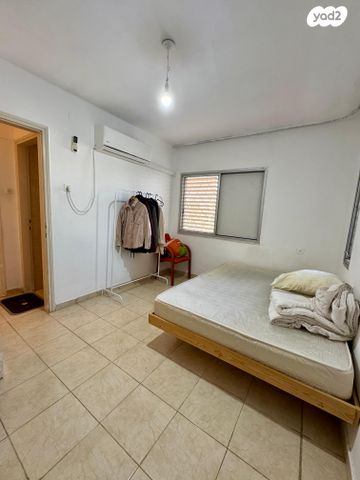 דירה, שכונה ב', באר שבע