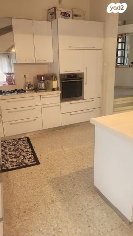 בית פרטי/ קוטג', קרית ביאליסטוק, יהוד מונוסון