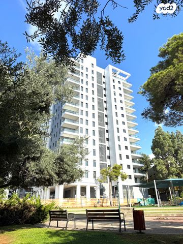 דירה, בר כוכבא, נווה ישראל, הרצליה