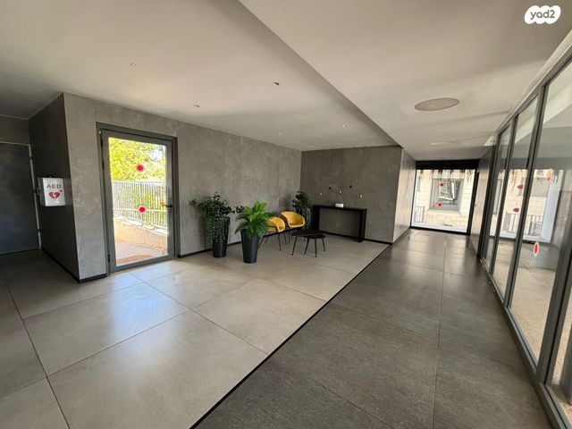 דירה, דן שומרון, הרצליה הירוקה, נווה עובד, הרצליה