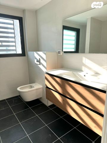 דירה, בר כוכבא, נווה ישראל, הרצליה