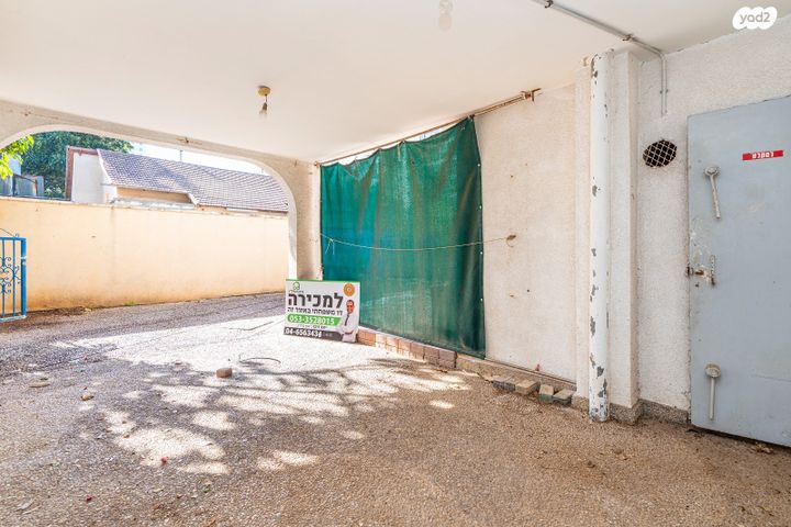 דו משפחתי, חובבי ציון, שכונת האוצר, חדרה