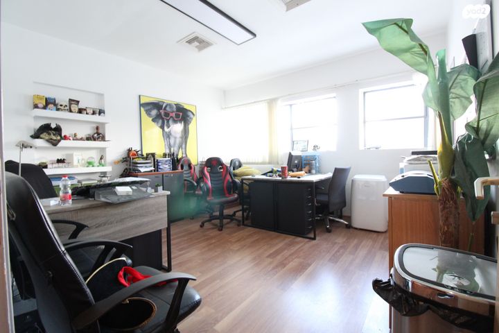 כללי, אזור תעשיה, הרצליה