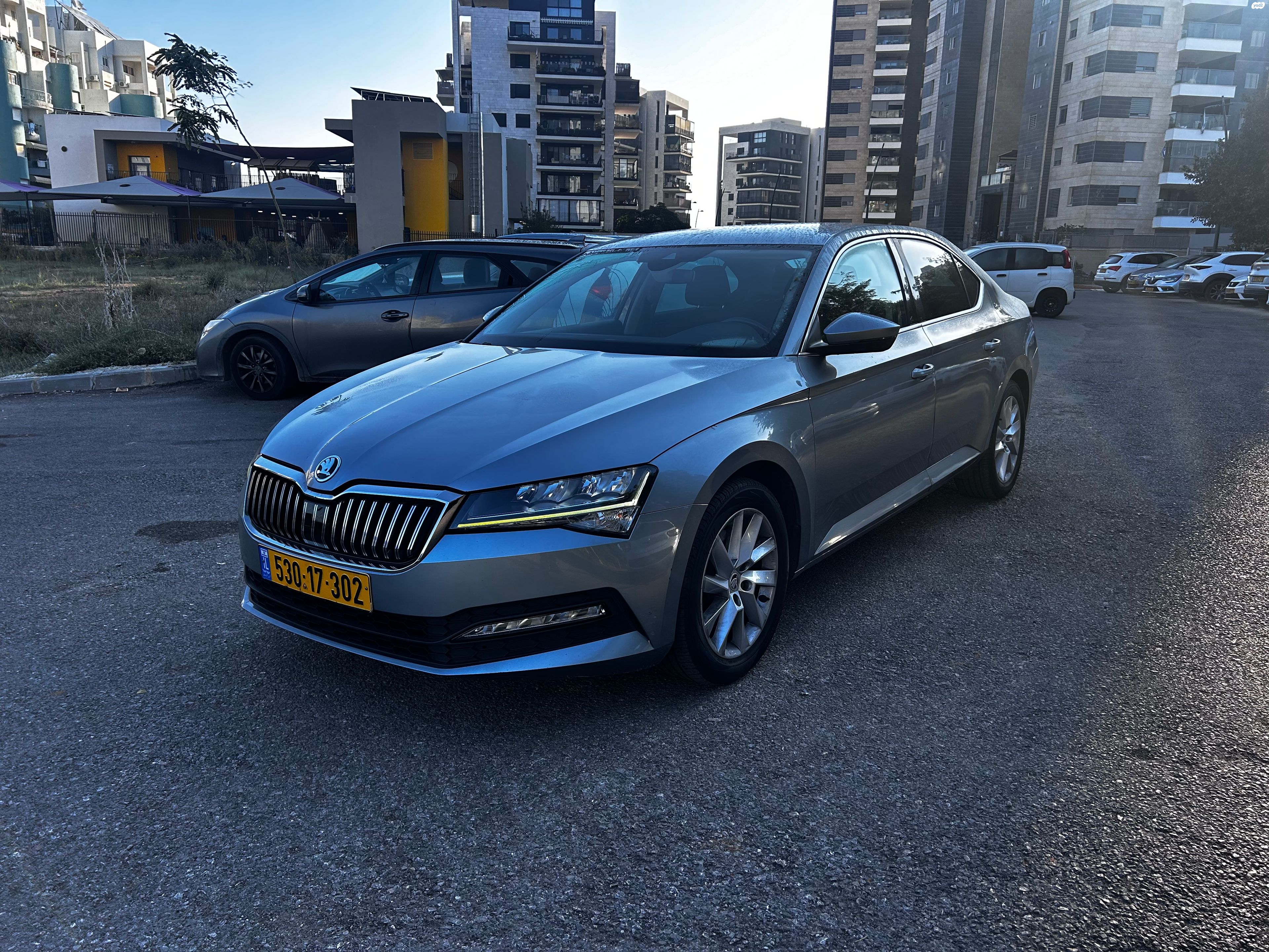מודעת רכב סקודה סופרב