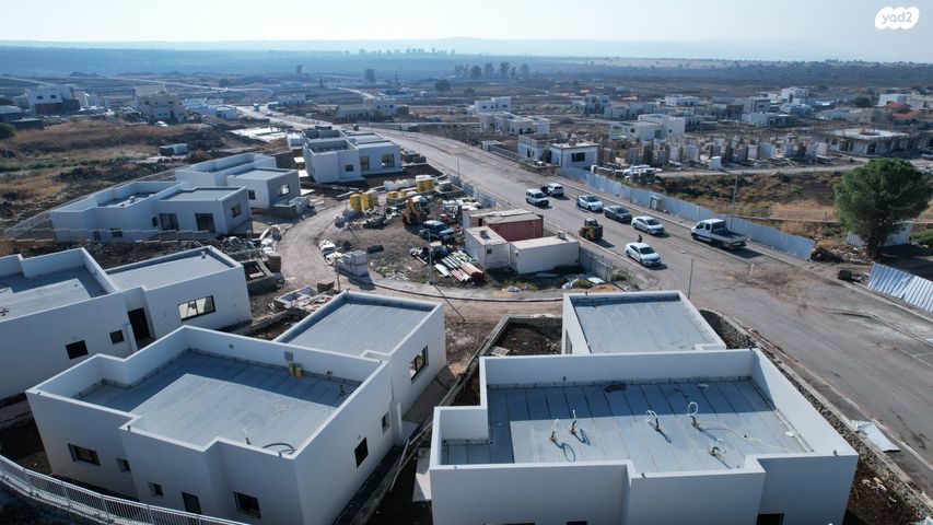 בית פרטי/ קוטג', קלע אלון 1, רובע 11, קצרין