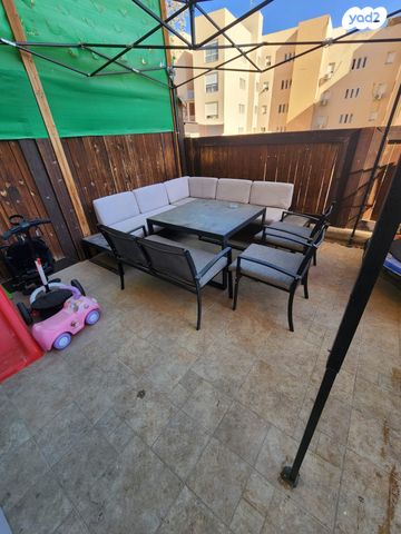 דירה, עין יהב, המעיינות, שחמון, רובע 8, אילת