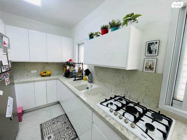 דירה, ארלוזורוב, מרכז, קרית עבודה, חולון