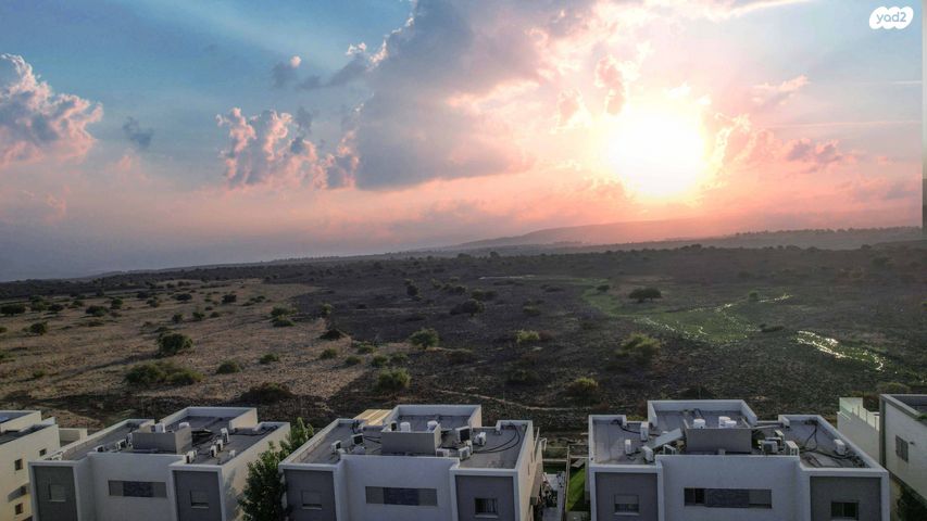 דו משפחתי, לשם 5, רובע 10 חן, קצרין