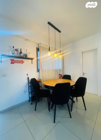 דירה, ביאליק 39, שכונת חשמונאים, מרכז העיר א, רמת גן