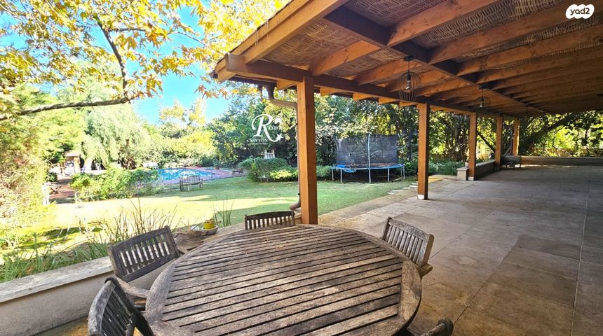 בית פרטי/ קוטג', סביון