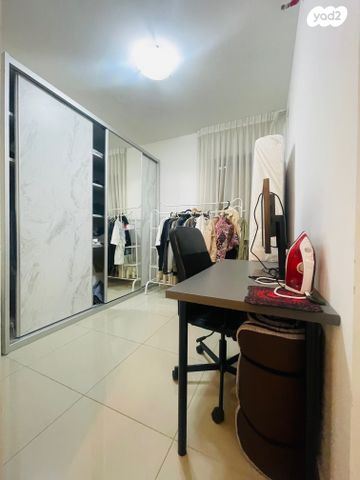 דירה, ביאליק 39, שכונת חשמונאים, מרכז העיר א, רמת גן