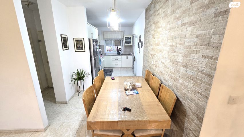 דירה, תור, נווה מנחם, גבעת זאב