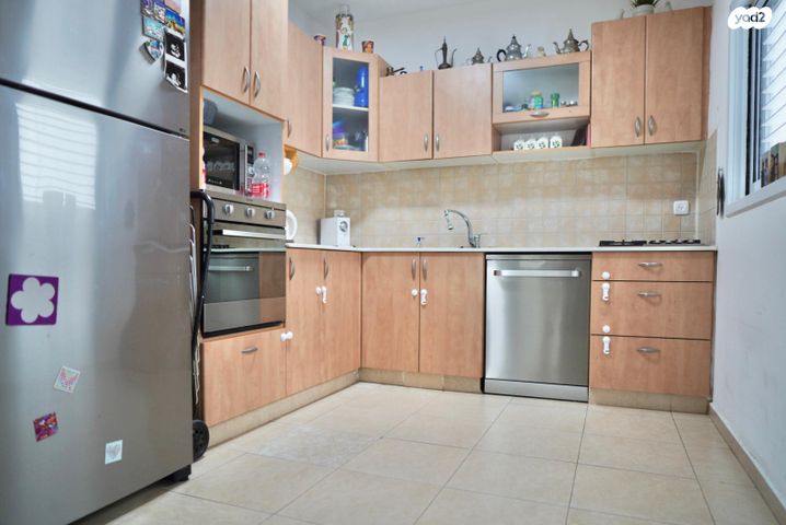 דירה, נתן ברניצקי, רמז, מערב ותיק, ראשון לציון