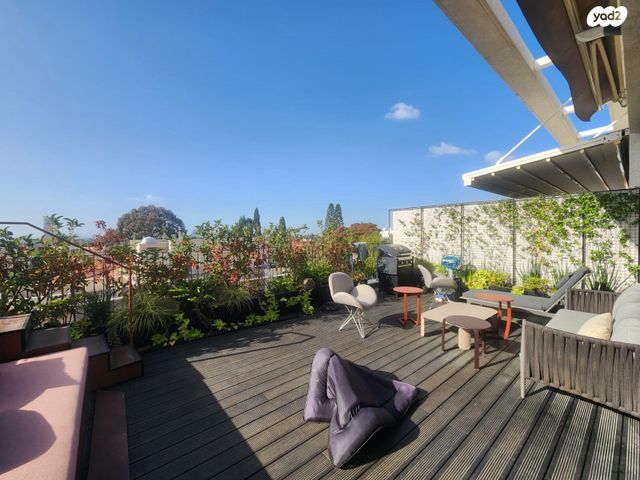 גג/ פנטהאוז, גולן, רמת השרון