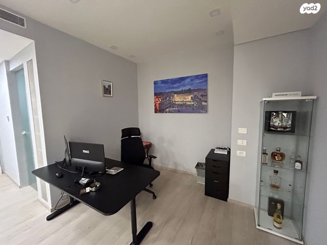 חנויות/ שטח מסחרי, תל אביב יפו