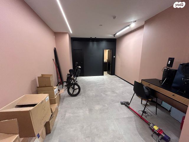 חנויות/ שטח מסחרי, תל אביב יפו