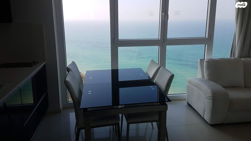 תיירות ונופש, שדרות עובד בן עמי 10, נוף הטיילת, נתניה