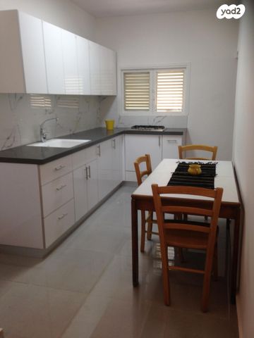 דירה, לאן 2, שכונת הראשונים, רמת גן