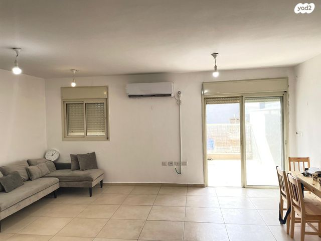 דירה, ספיר 30, אבני חן, חריש