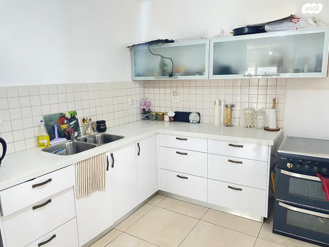 דירה, ספיר 30, אבני חן, חריש