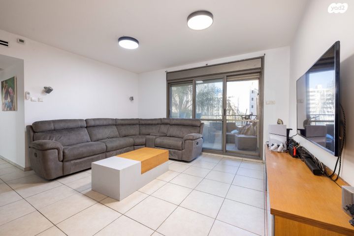 דירה, סביוני נצר סירני, נס ציונה