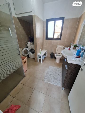 דו משפחתי, בזל 35, שכונה א', באר שבע