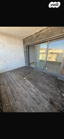 דירה, הרדוף, טירת כרמל