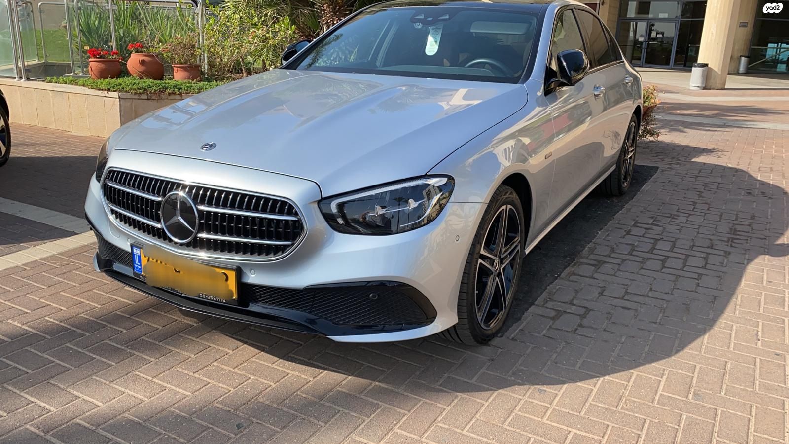 מודעת רכב מרצדס-בנץ E-class
