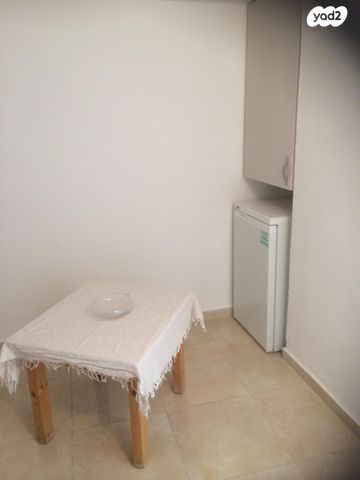 יחידת דיור, חיים מדר 1, ביריה, ביריה