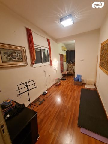 דירה, קרית אתא