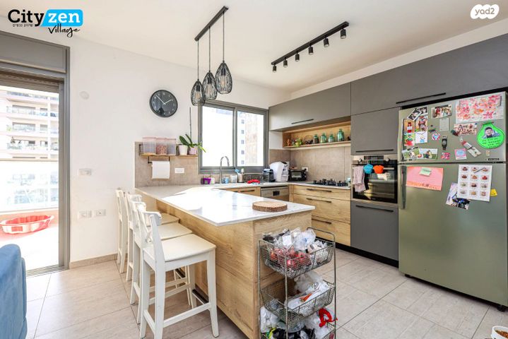 דירה, כפר יונה