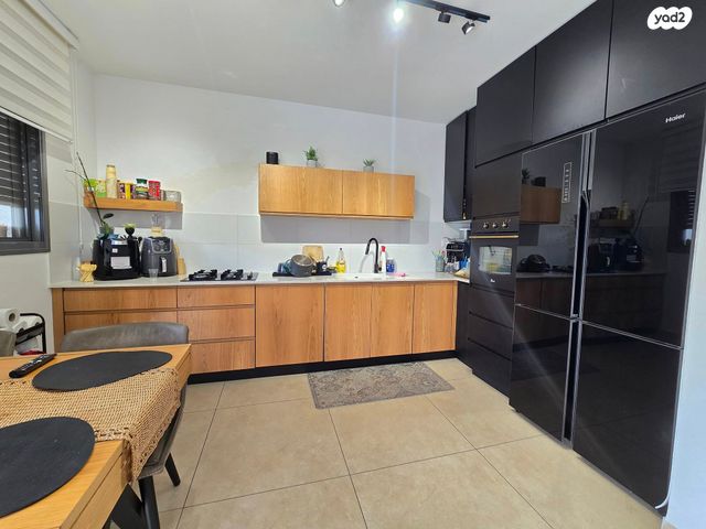 דירה, נחל דן, רמת נבון . הר כרמי, כרמיאל