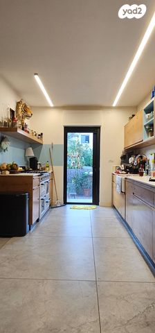 דו משפחתי, נווה דקלים, ראשון לציון