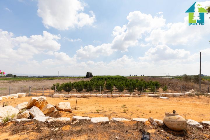 משק חקלאי/ נחלה, חניאל