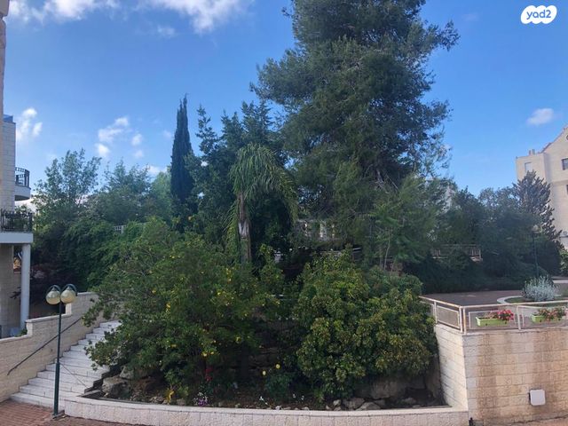 דירה, בן ציון דינור, בית הכרם, רמת בית הכרם, ירושלים