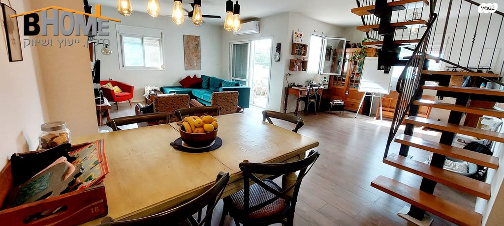 דופלקס, דרך לב השרון, צורן, קדימה צורן