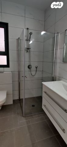 דירה, אלמוג, אכזיב, נהריה