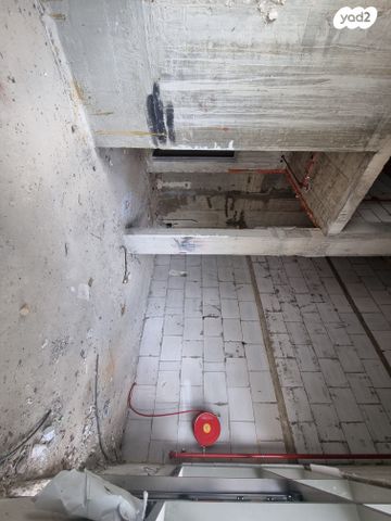 חנויות/ שטח מסחרי, דרך ארץ, החורש, חריש