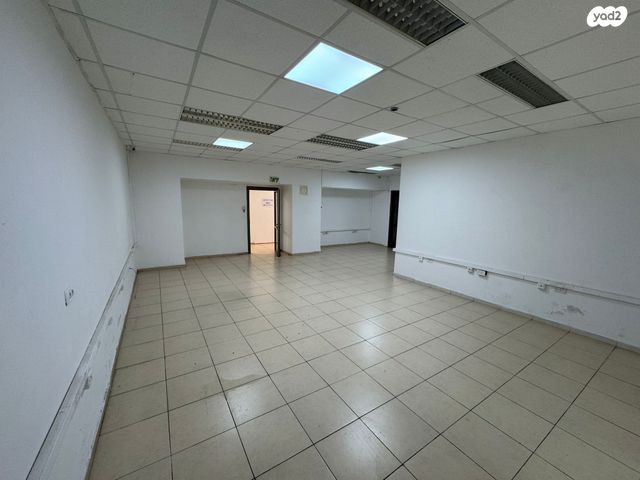 משרדים, הרצל, טירת כרמל