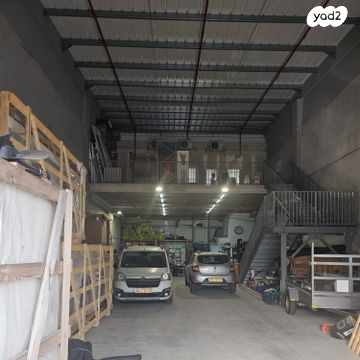 אזור תעשיה מעויין שורק, מרכז עסקים שורק